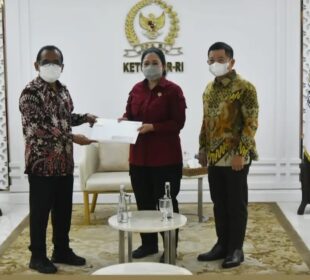 Puan Maharani menerima Surat Presiden tentang RUU Pemindahan Ibu Kota Negara (IKN) dari Pemerintah