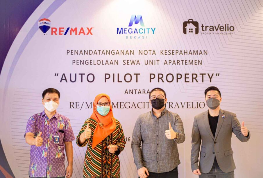 Penandatanganan MoU Megacity REMAX Travelio