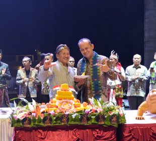 hut rei