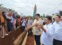 Menteri PKP Maruarar Sirait didampingi Ketua Umum REI berinteraksi dengan masyarakat