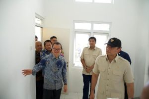 mgk serang menteri