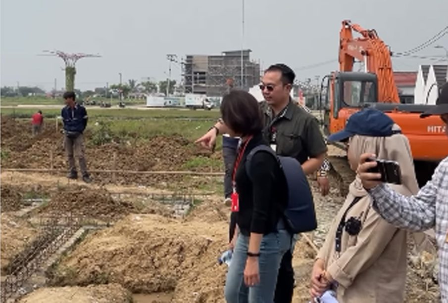 Perumahan Mulia Gading Kencana (MGK) Serang, Banten dikembangkan oleh PT Infiniti Triniti Jaya menjadi pilot project perumahan hijau Program Indonesia Green Affordable Housing Program (IGAHP).